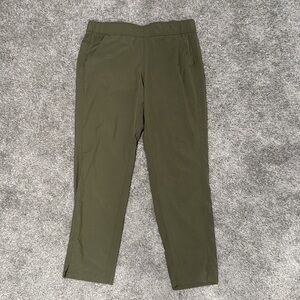 Women’s Eddie Bauer Travel Pants, medium, Olive Green Pants